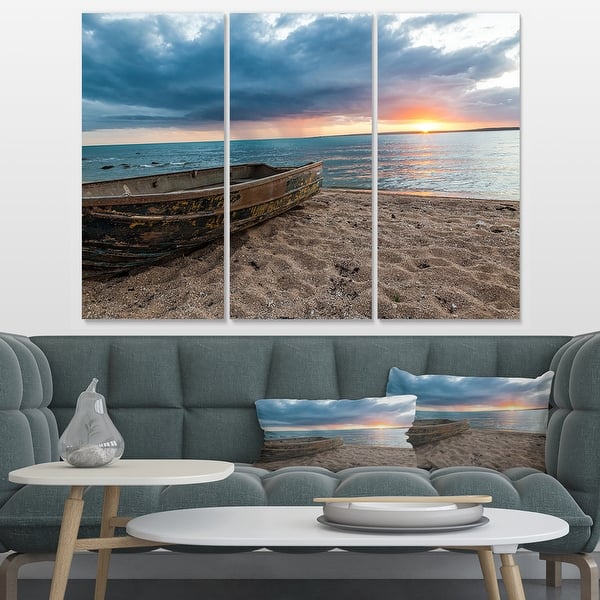 Designart Rusty Row Boat on Sand at Sunset Extra Large Seascape Art  Canvas - 36x28 - 3 Panels - On Sale - Bed Bath & Beyond - 32980227