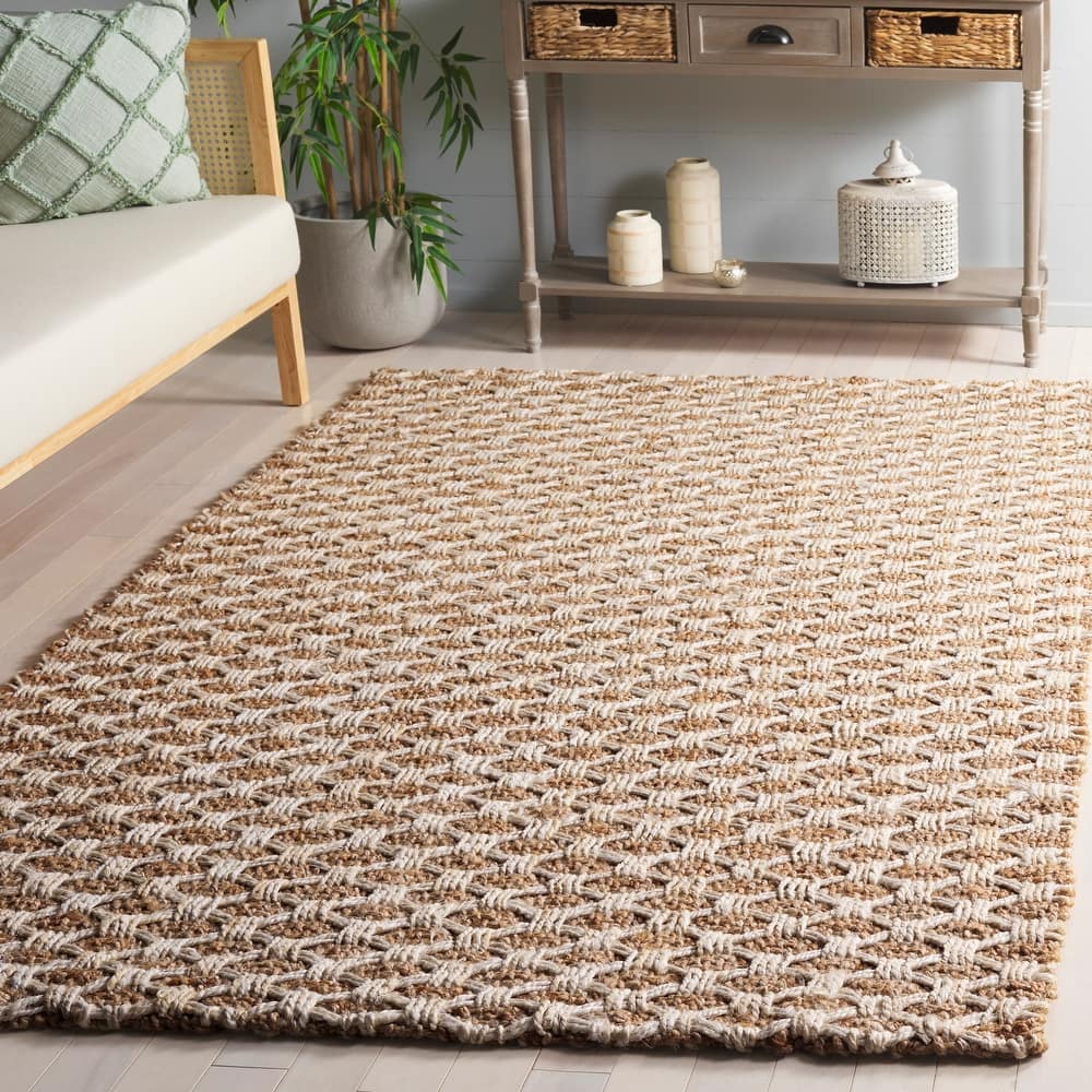 SAFAVIEH Handmade Natural Fiber Chigusa Farmhouse Jute Rug