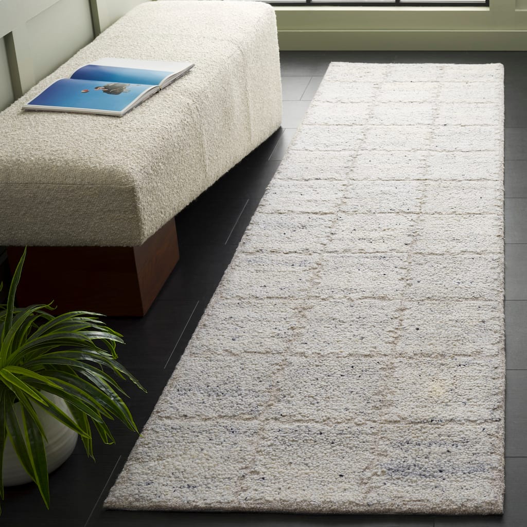 SAFAVIEH Handmade Harvest Imeria Modern Contemporary Wool Rug