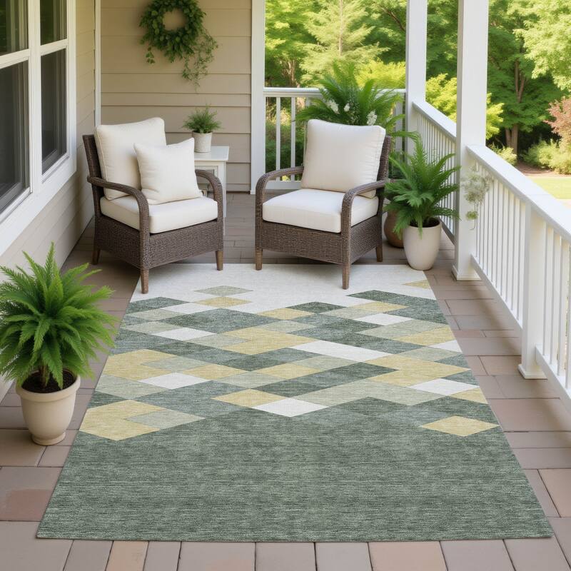 Machine Washable Indoor/ Outdoor Modern Avo Chantille Rug