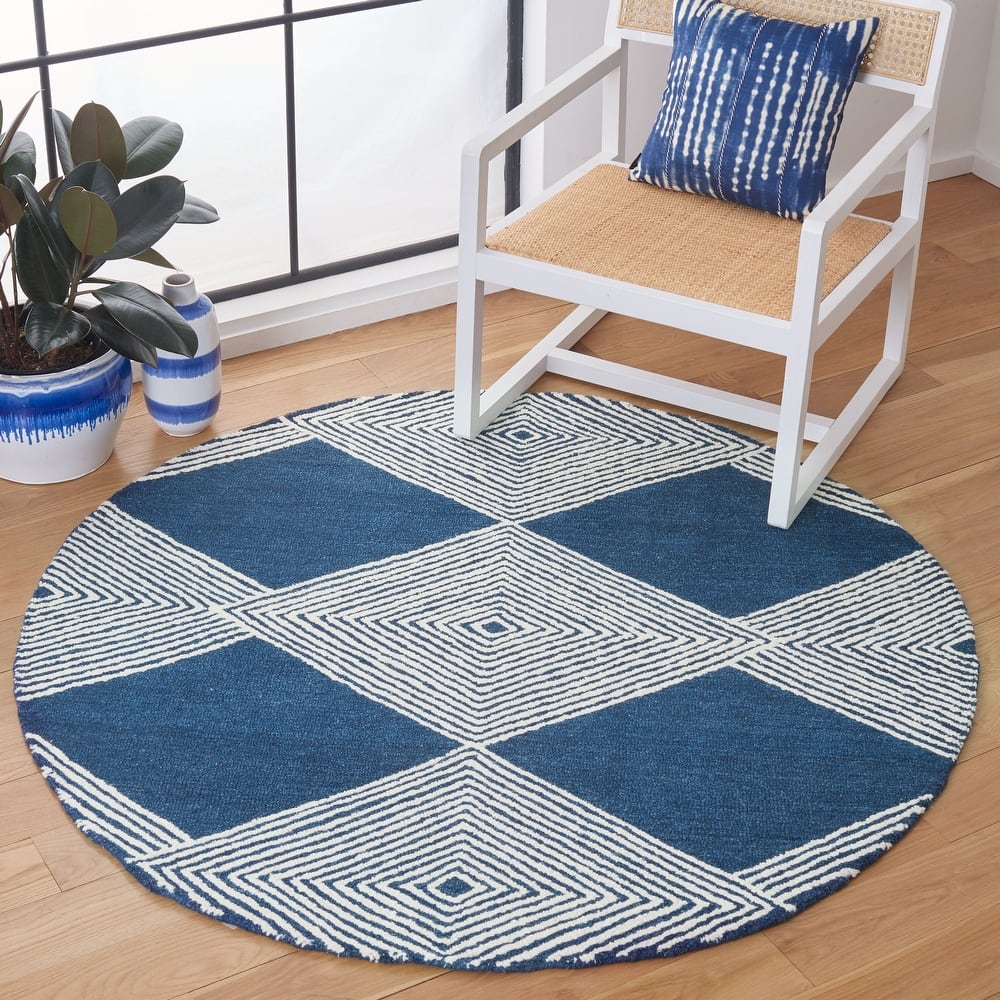 SAFAVIEH Handmade Micro-Loop Samin Wool Rug