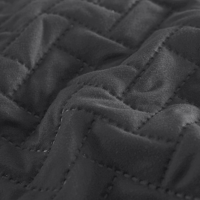 Ultrasonic Reversible 3-Piece Quilt Set with Pillow Shams