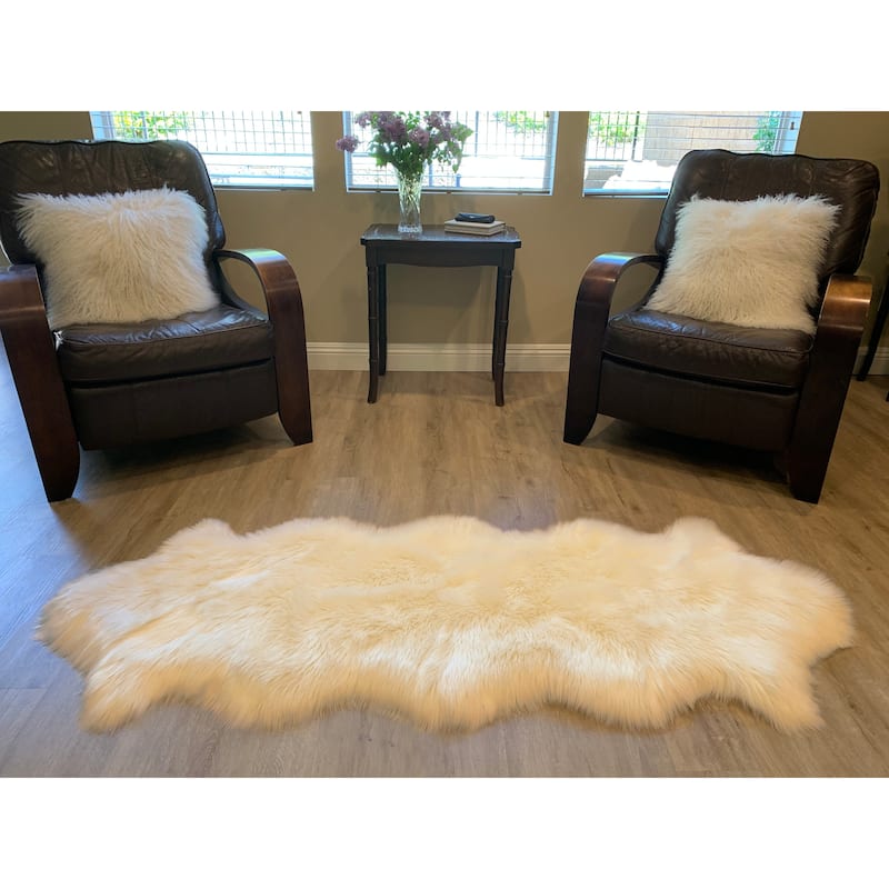 Highland Select Natural Long Wool Sheepskin 2 Pelt Shag Rug - 2' x 5'5"