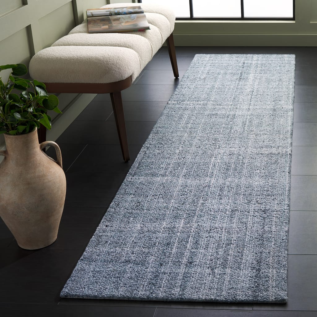 SAFAVIEH Handmade Abstract Sigrin Contemporary Rug
