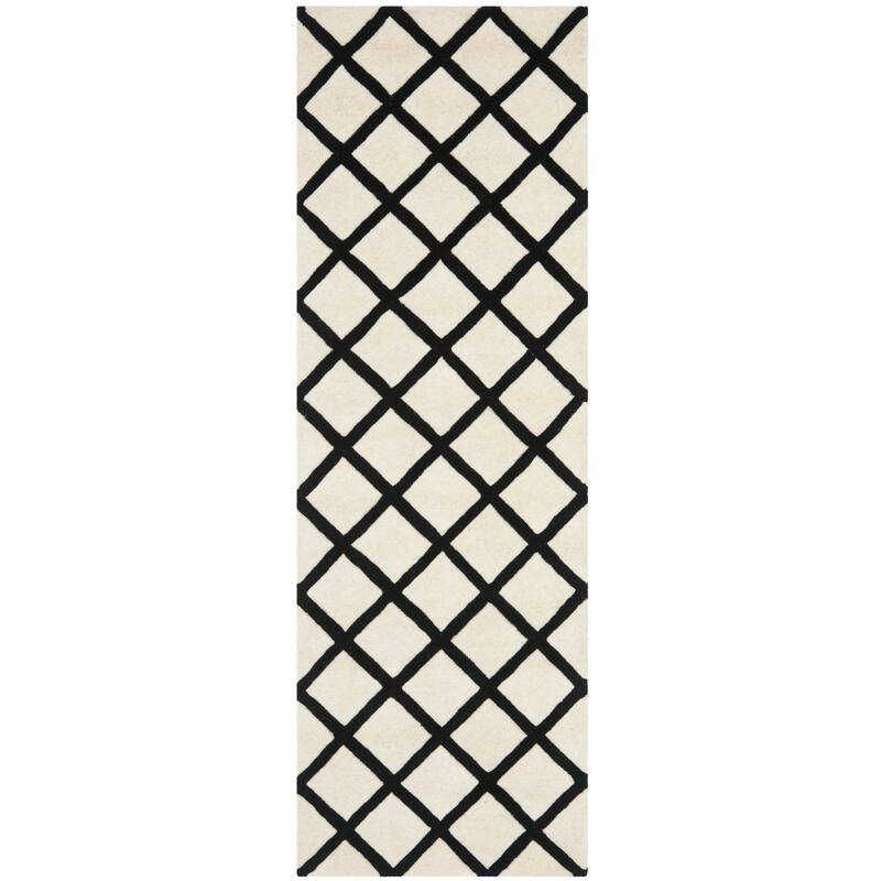 SAFAVIEH Handmade Chatham Retha Modern Moroccan Wool Rug