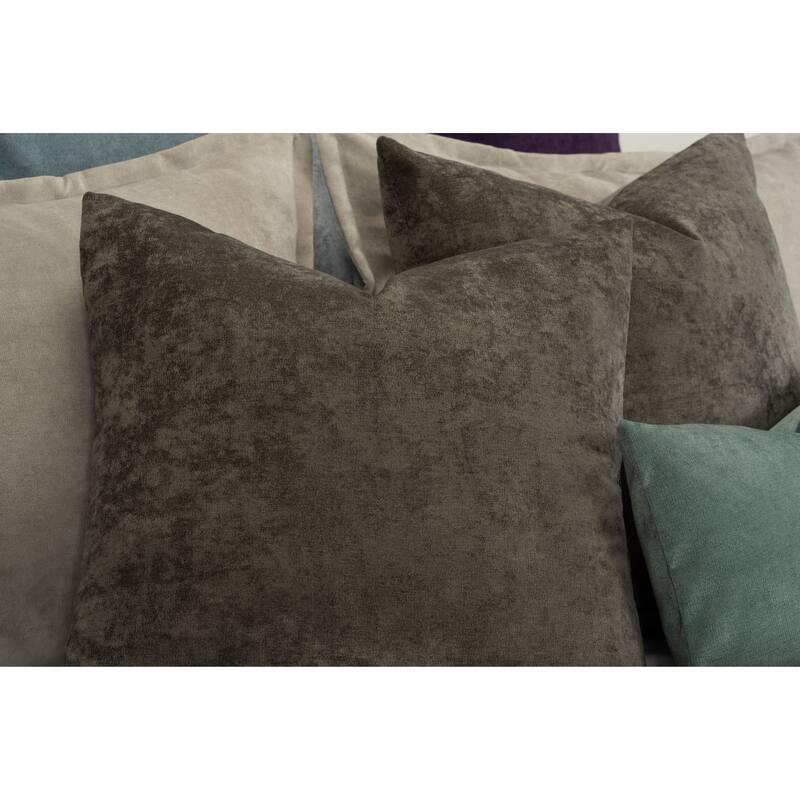 Mixology Padma 7 Piece Duvet Cover and Insert Set