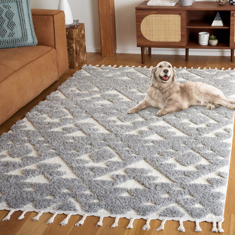 SAFAVIEH Moroccan Tassel Shag Kobi 2-inch Thick Rug