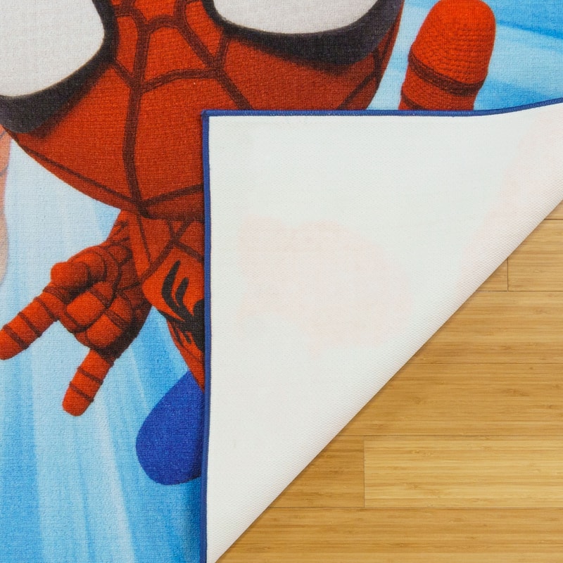 Licensed Marvel Spiderman 'Spidey & Friends' Youth Digital Print Area Rug - 4' 6" x 6' 6"