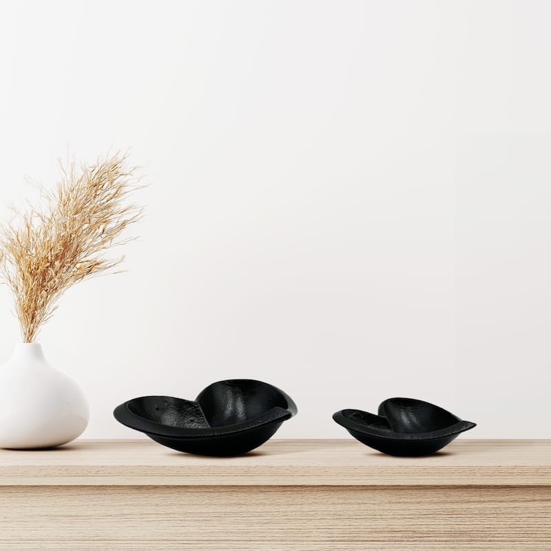 Set of 2 Decorative Handmade Aluminum Heart Bowl - Large (8 x 8 x 2.5 in) & Small (6 x 6 x 2 in)