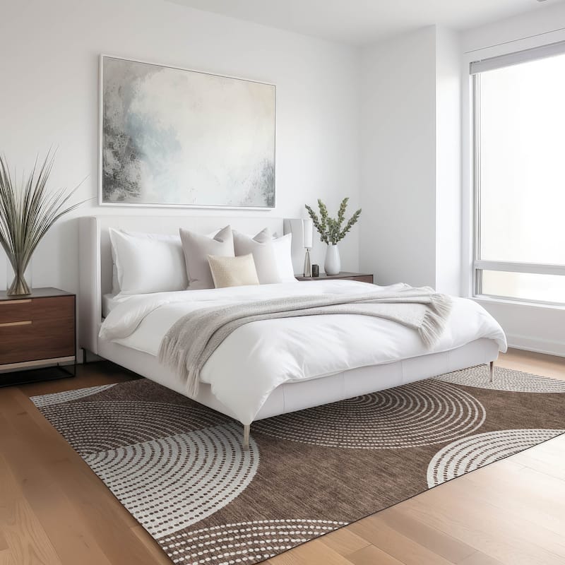 Machine Washable Indoor/ Outdoor Geo Circles Chantille Rug
