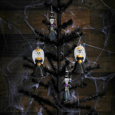 5.5" Glass Bride /Groom Skeleton Ornament Box of 4