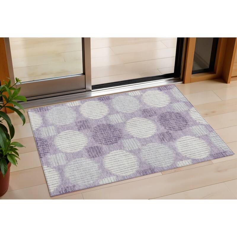 HomeRoots Geometric Transitional Rectangle Outdoor Rug - 3' x 5'