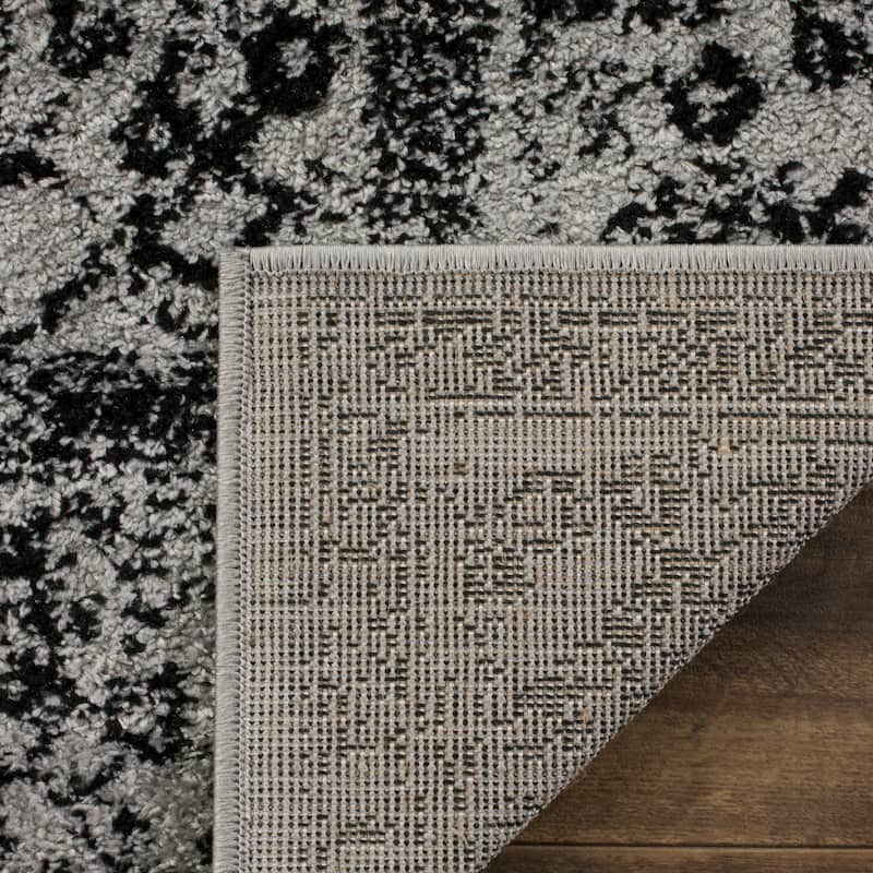 SAFAVIEH Adirondack Riin Rustic Shabby Chic Distressed Rug.