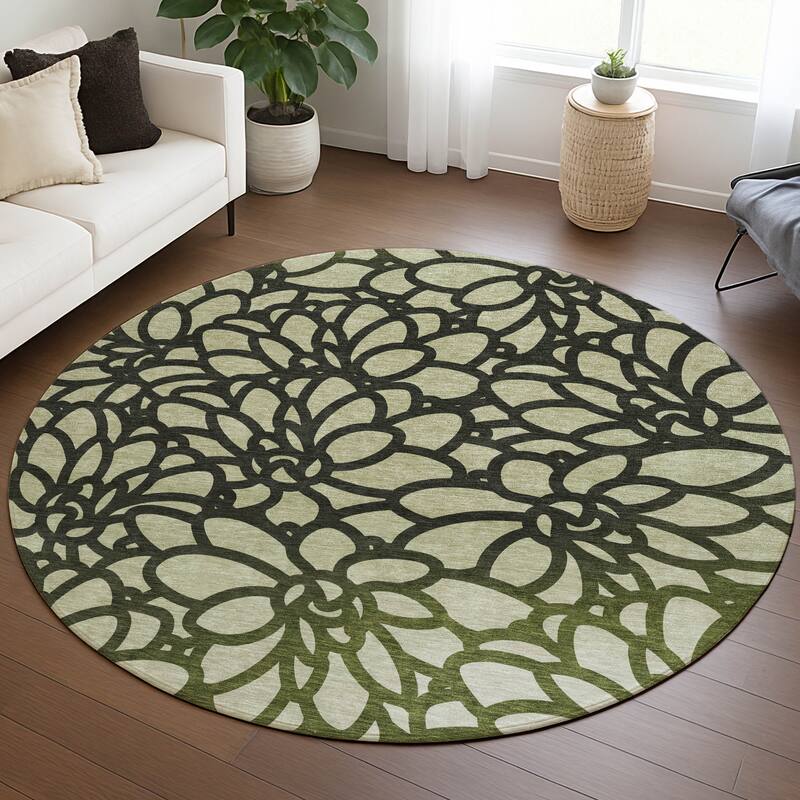 Machine Washable Indoor/ Outdoor Floral Craze Chantille Rug