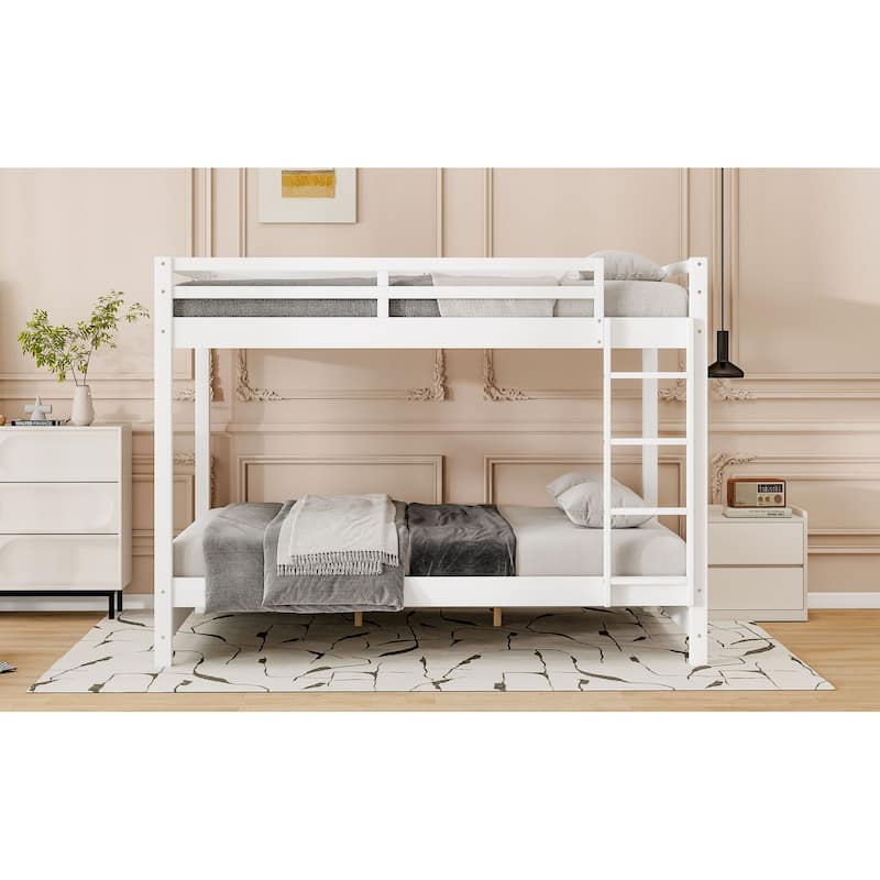 Premium Solid Wood Queen-Size Bunk Bed with Secure Integrated Ladder ，Space-Efficient Design for Family Rooms ， Guest Quarters