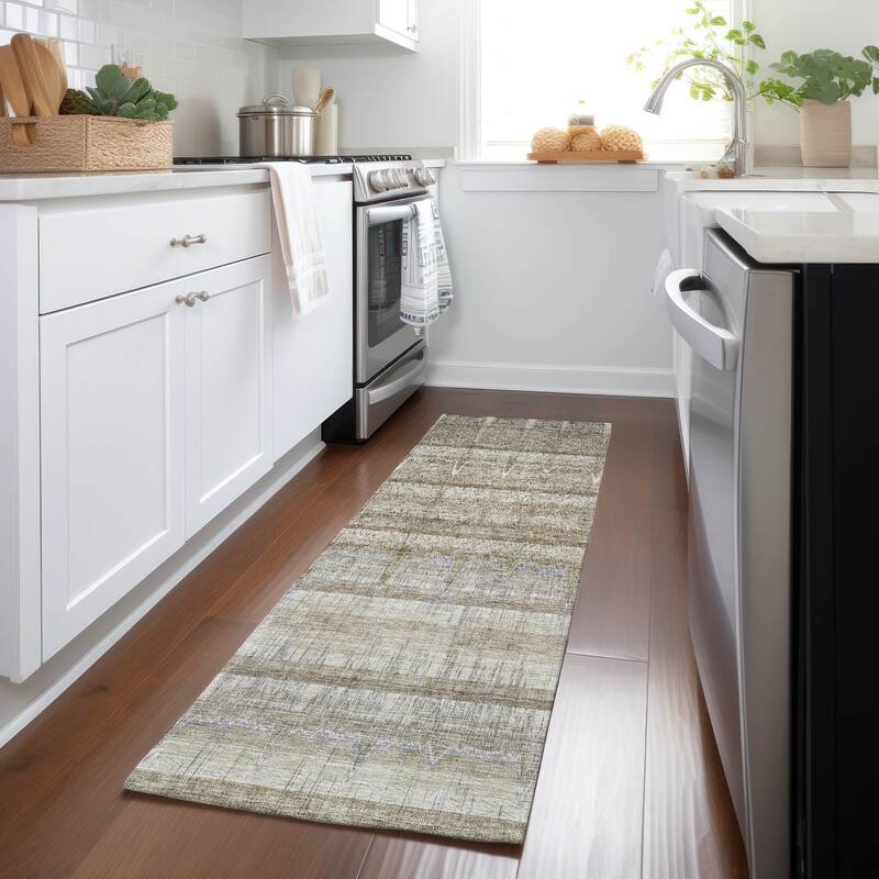 Machine Washable Indoor/ Outdoor Chantille Abstract Ombre Rug - Taupe - 2'3" x 7'6"