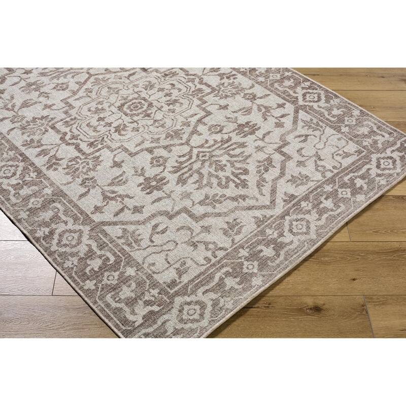 Livabliss Judie Traditional Area Rug