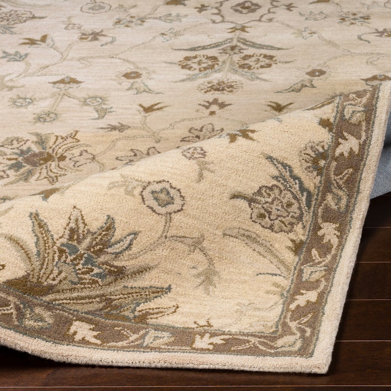 Hand-tufted Karla Traditional Wool Area Rug