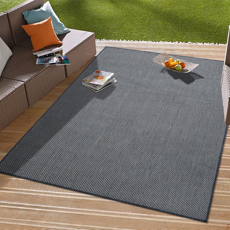 Contemporary Solid Indoor/Outdoor Area Rug