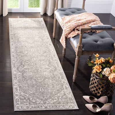 SAFAVIEH Brentwood Vessie Traditional Oriental Rug