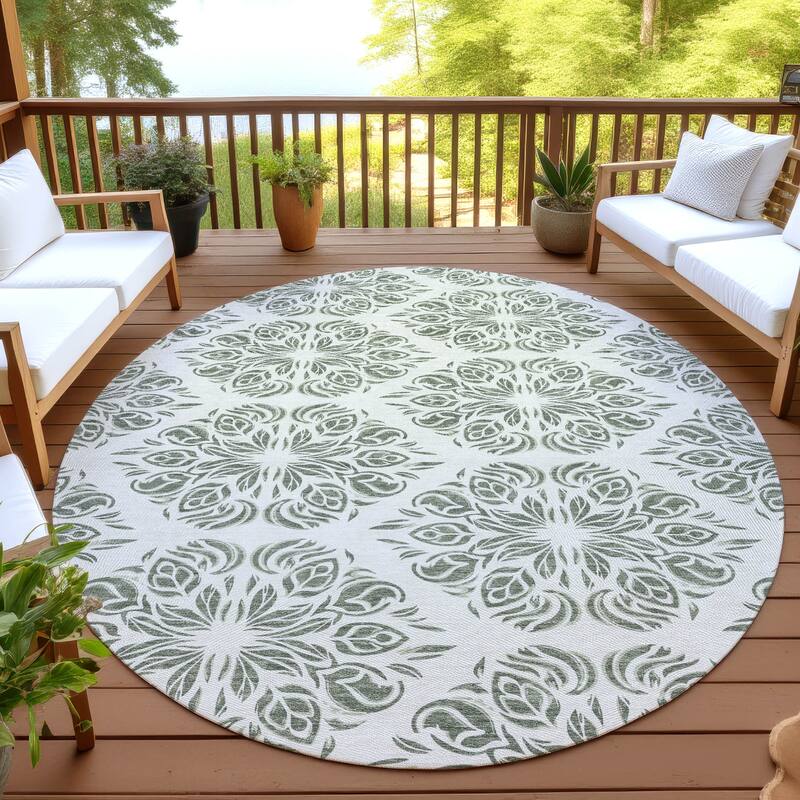 Machine Washable Indoor/ Outdoor Damask Pearl Chantille Rug - Basil - 8' x 8'