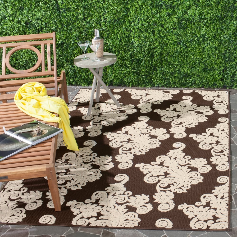 SAFAVIEH Cottage Annehilde Indoor/ Outdoor Patio Backyard Rug