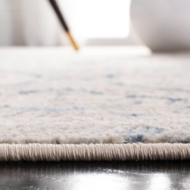 SAFAVIEH Brentwood Rosalba Traditional Oriental Rug