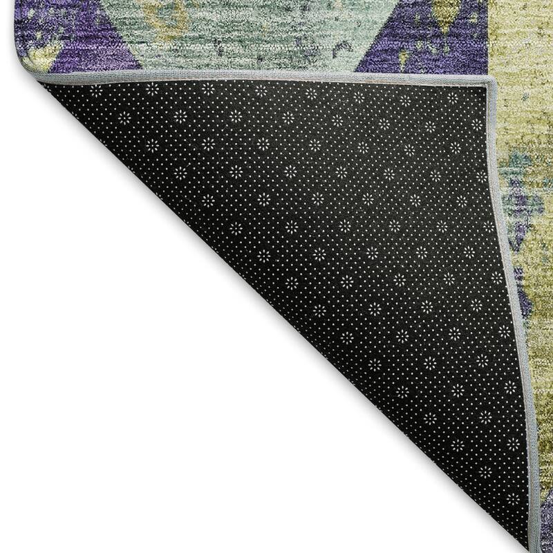 Machine Washable Indoor/ Outdoor Contemporary Diamonds Chantille Rug