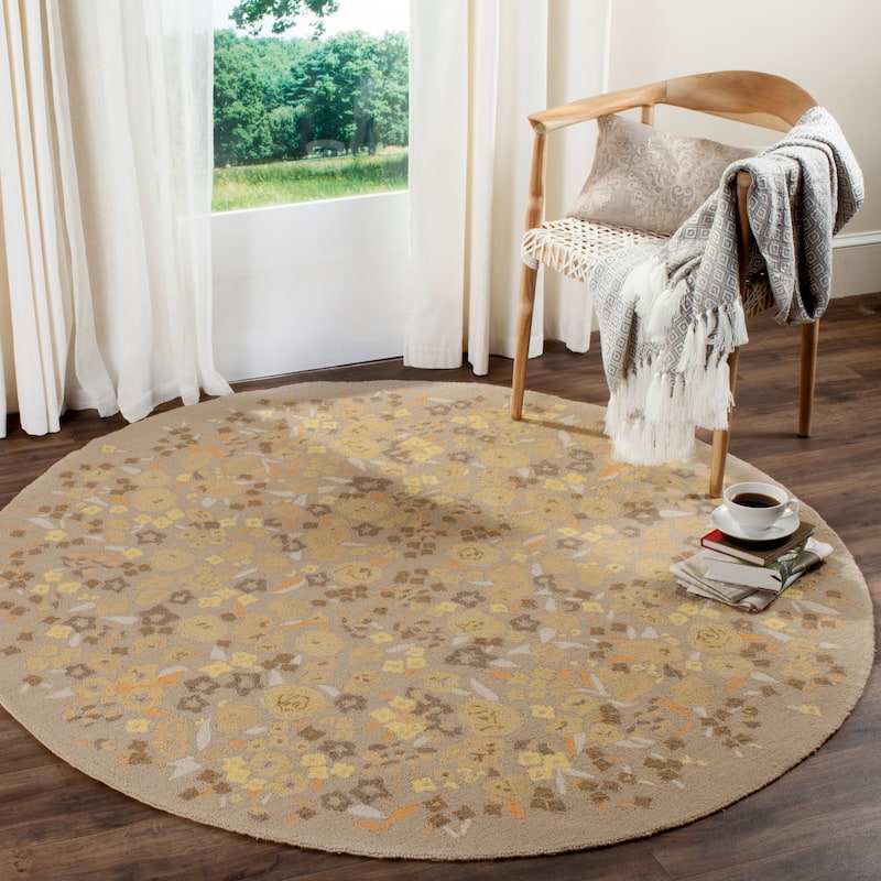 Martha Stewart by SAFAVIEH Watercolor Garden Wool Rug - 6' Round - Nutshell
