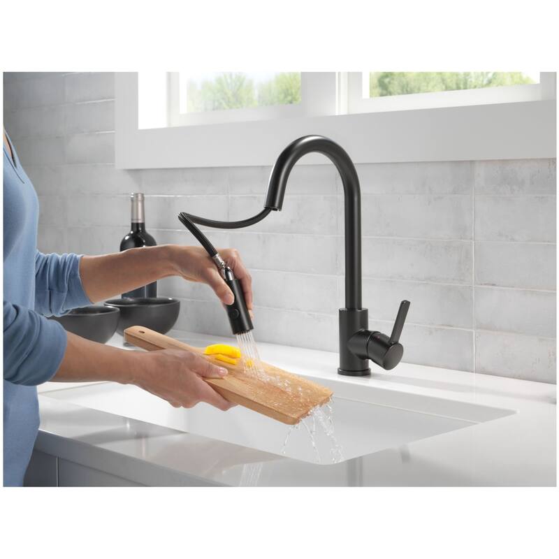 Peerless P7946LF Precept 1.5 GPM Deck Mounted Pull Down Kitchen Faucet