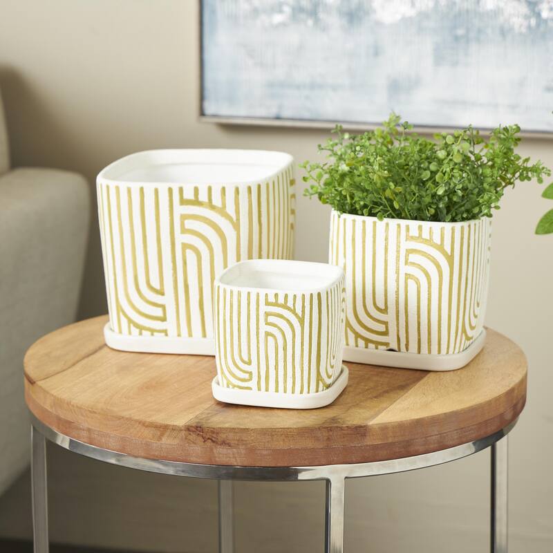 Ceramic Arched Patterned Indoor Outdoor Planter with Attached Saucer - Set of 3 Black, Green or Pink - Roche River Decor