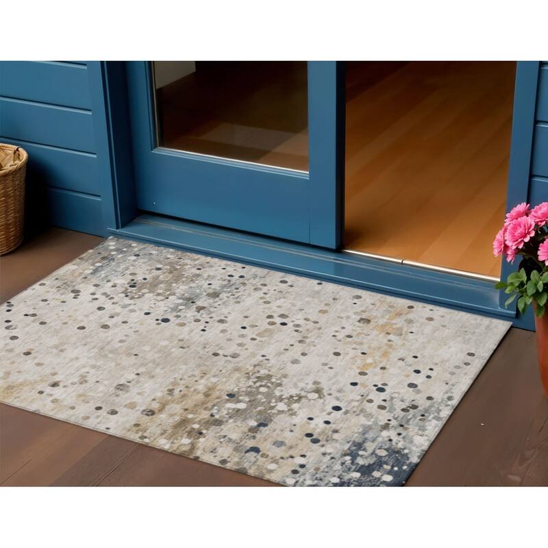 HomeRoots Abstract Transitional Rectangle Outdoor Rug - 3' x 5'