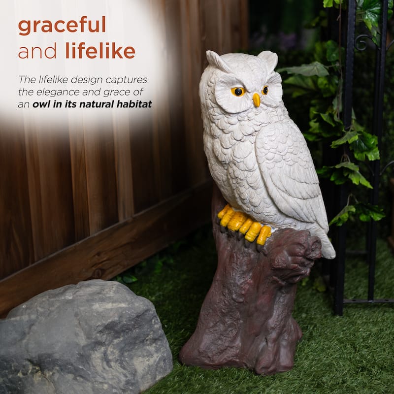 White Owl on Tree Trunk Statuary
