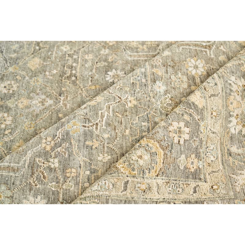 EXQUISITE RUGS Heirloom Hand-knotted New Zealand Wool Khaki Area Rug.