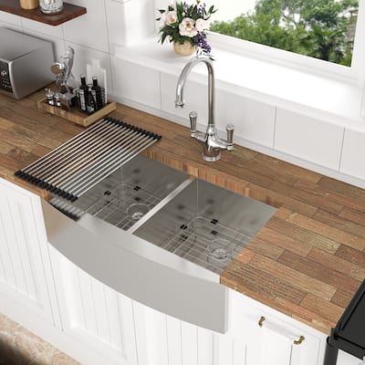 Farmhouse Double Bowl (50/50) Kitchen Sink 16 Gauge with Two 9" Deep Basin
