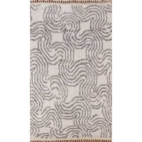 slide 1 of 20, Plush Contemporary Moroccan Wool Area Rug Hand-knotted Office Carpet - 5'2" x 8'2"