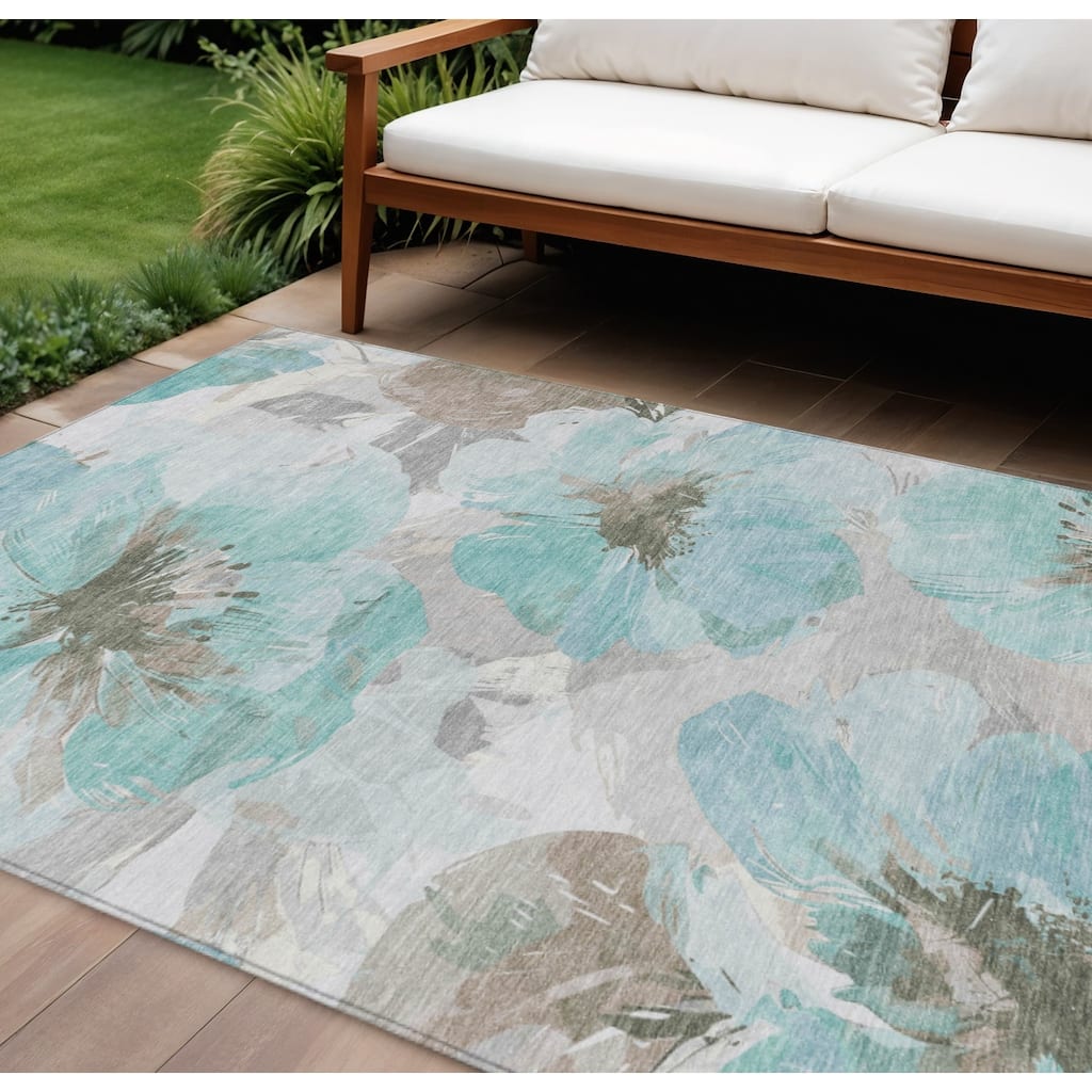 HomeRoots Floral Transitional Rectangle Outdoor Rug