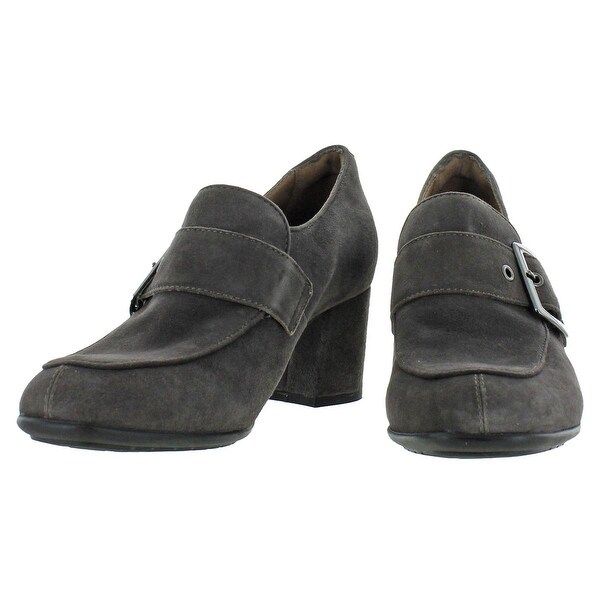 earthies heels