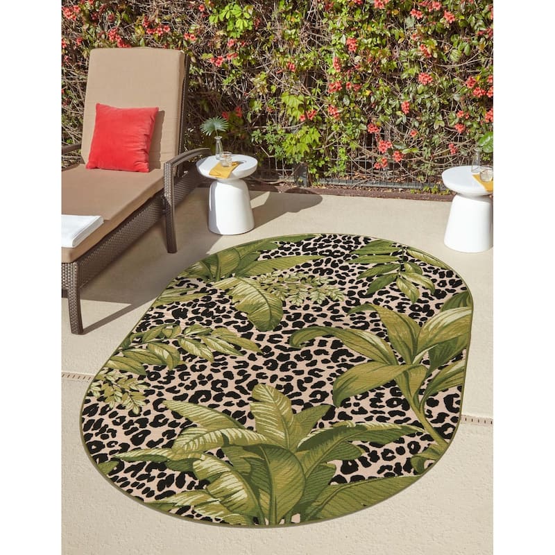 Outdoor Turgh Collection Area Rug - Green - 5'3"x8' Oval