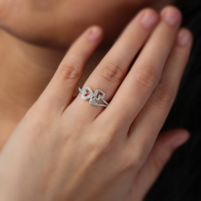 1/6ct TDW Triple Heart Diamond Promise Fashion Ring in 10K Gold for Women