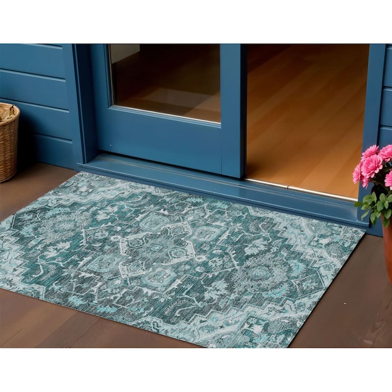 HomeRoots Oriental Traditional Rectangle Outdoor Rug - 3' x 5'