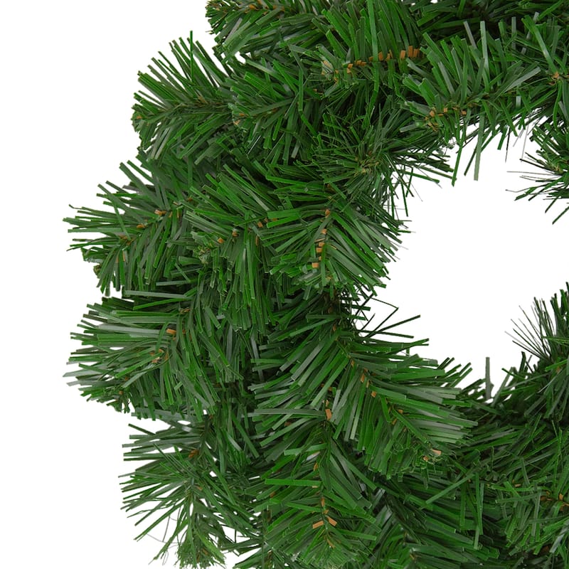 Deluxe Windsor Pine Artificial Christmas Wreath - Unlit