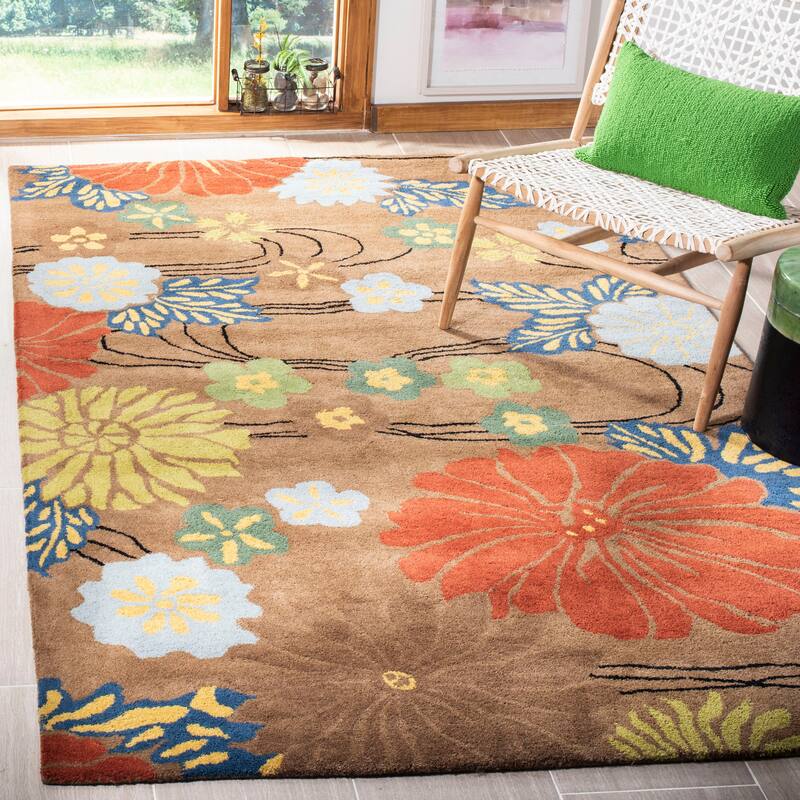 SAFAVIEH Handmade Soho Tess Floral N.Z. Wool Rug - 5' x 8' - Brown/Multi