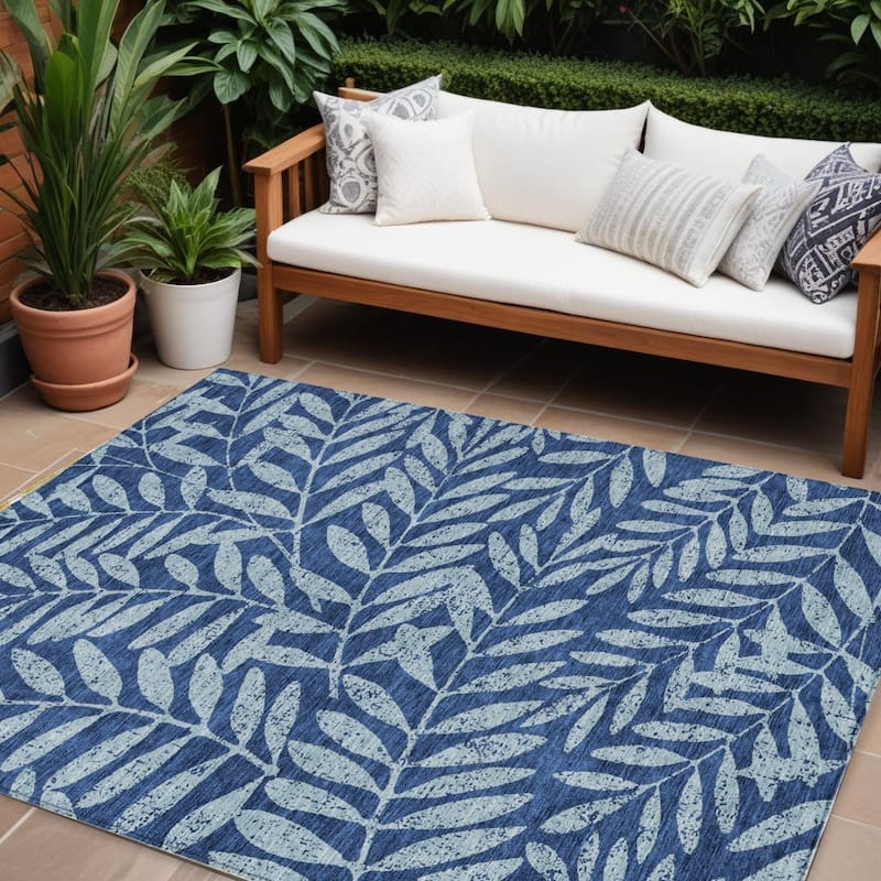 HomeRoots Floral Transitional Rectangle Outdoor Rug - 9' X 12'