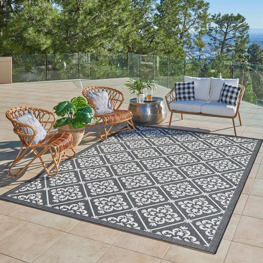 Gertmenian Paseo Bran Transitional Black Medallion Flatweave Indoor/ Outdoor Area Rug