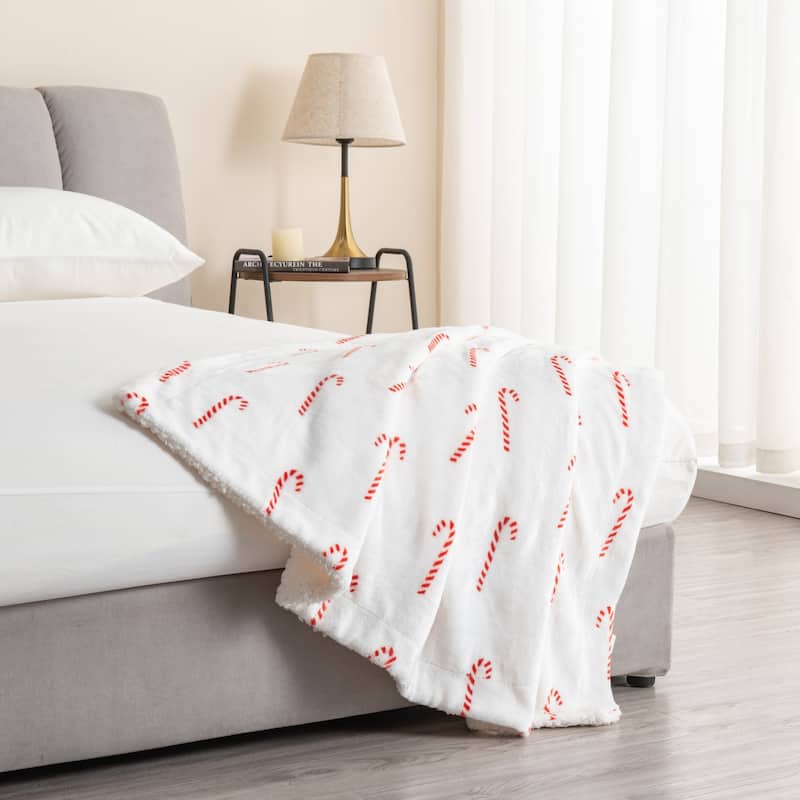Linery & Co. Velvet Plush Fleece Reversible Sherpa Holiday Printed Throw.