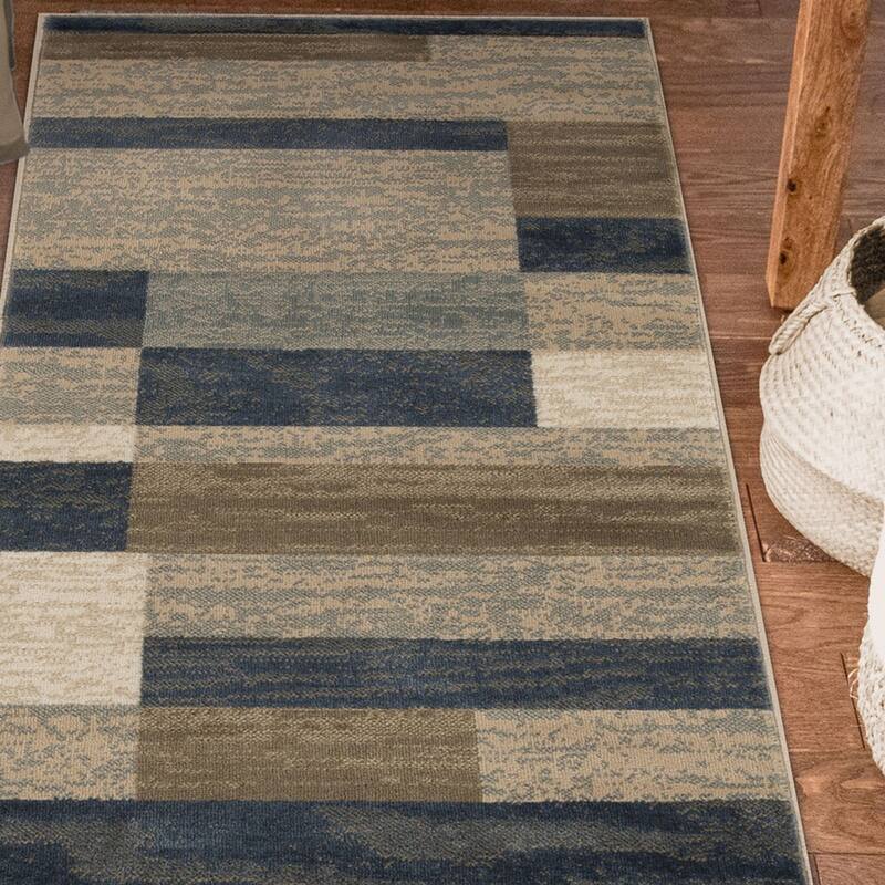 HomeRoots 8' Midnight Navy Power Loom Runner Rug - 9'3" x 12'3"