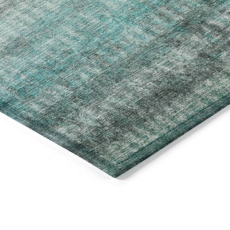 Machine Washable Indoor/ Outdoor Ombre Stripes Chantille Rug