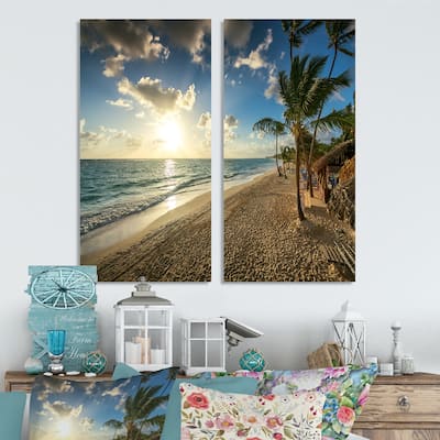 Designart "Beautiful Caribbean Vacation Beach" Large Beach Canvas Wall Art Print 2 Piece Set