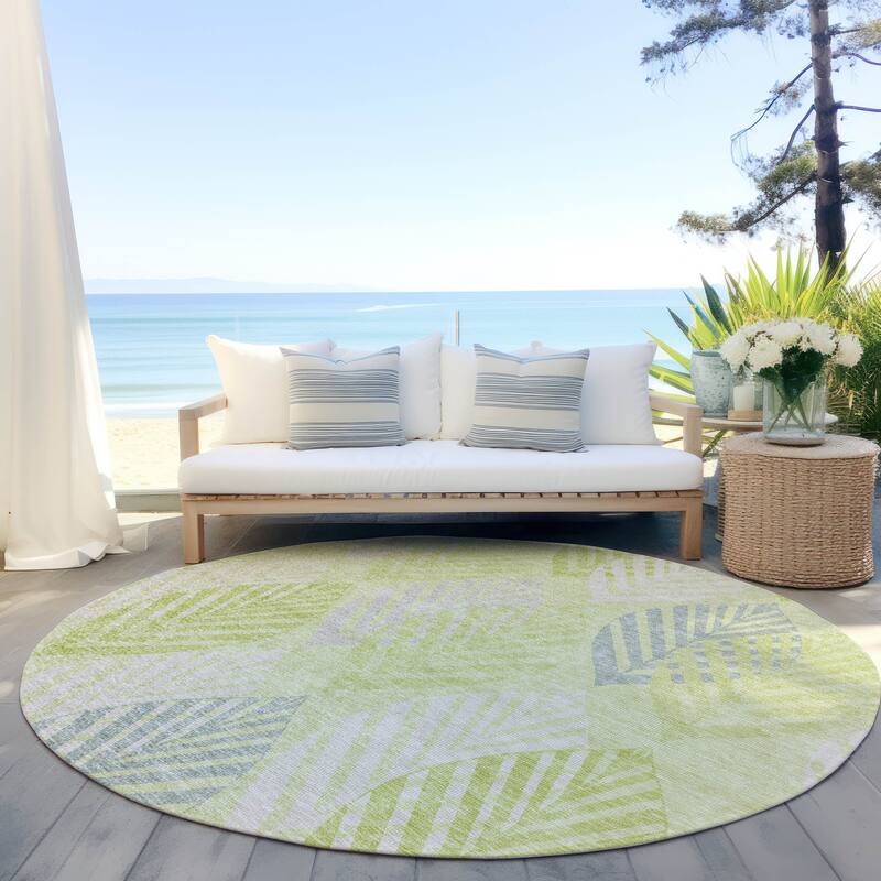 Machine Washable Indoor/ Outdoor Chantille Casual Palm Rug - Aloe - 8' x 8'